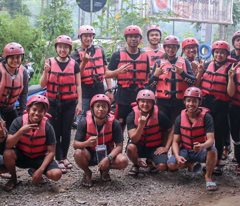Mahameru Rafting Pacet - Fave Hotel Surabaya