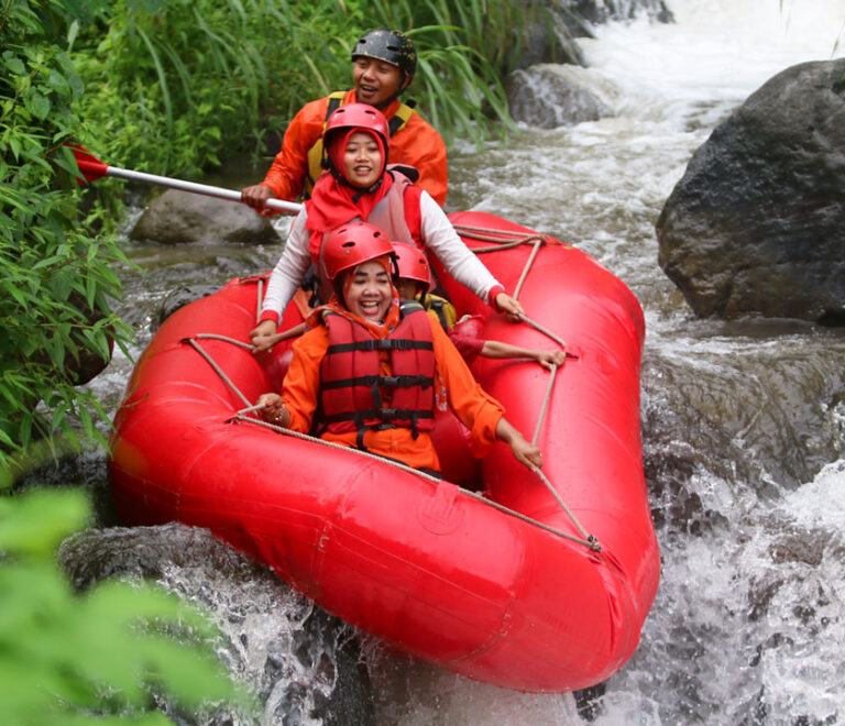 B.UCIK-Tulungagung-Rafting-di-pacet-mojokerto.