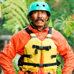 sanet-guide-tos-adventure-rafting-pacet-mojokerto