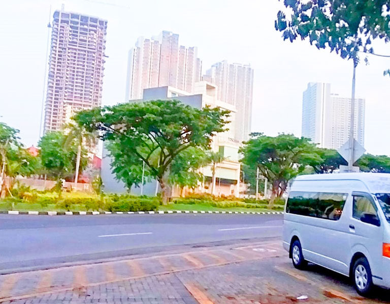 traveling-rental-hiace-tos-adventure