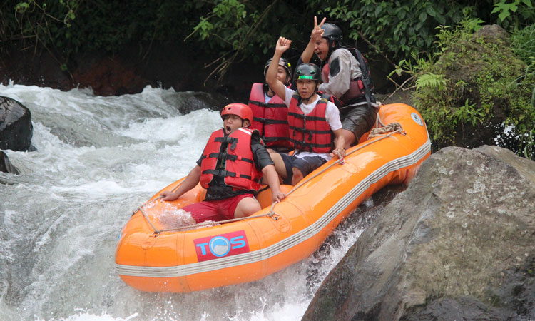 Wisata Rafting Pacet Instagramable