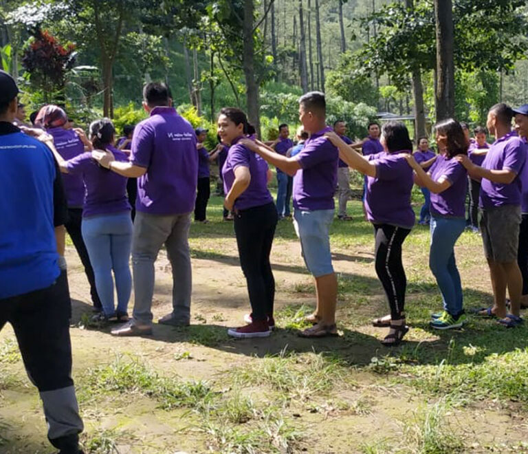 Outbound Fun Motivasi Pacet outbound-swis-belinn-manyar-outbound-di-tos-adventure-pacet-mojokerto-jawa-timur-indonesia