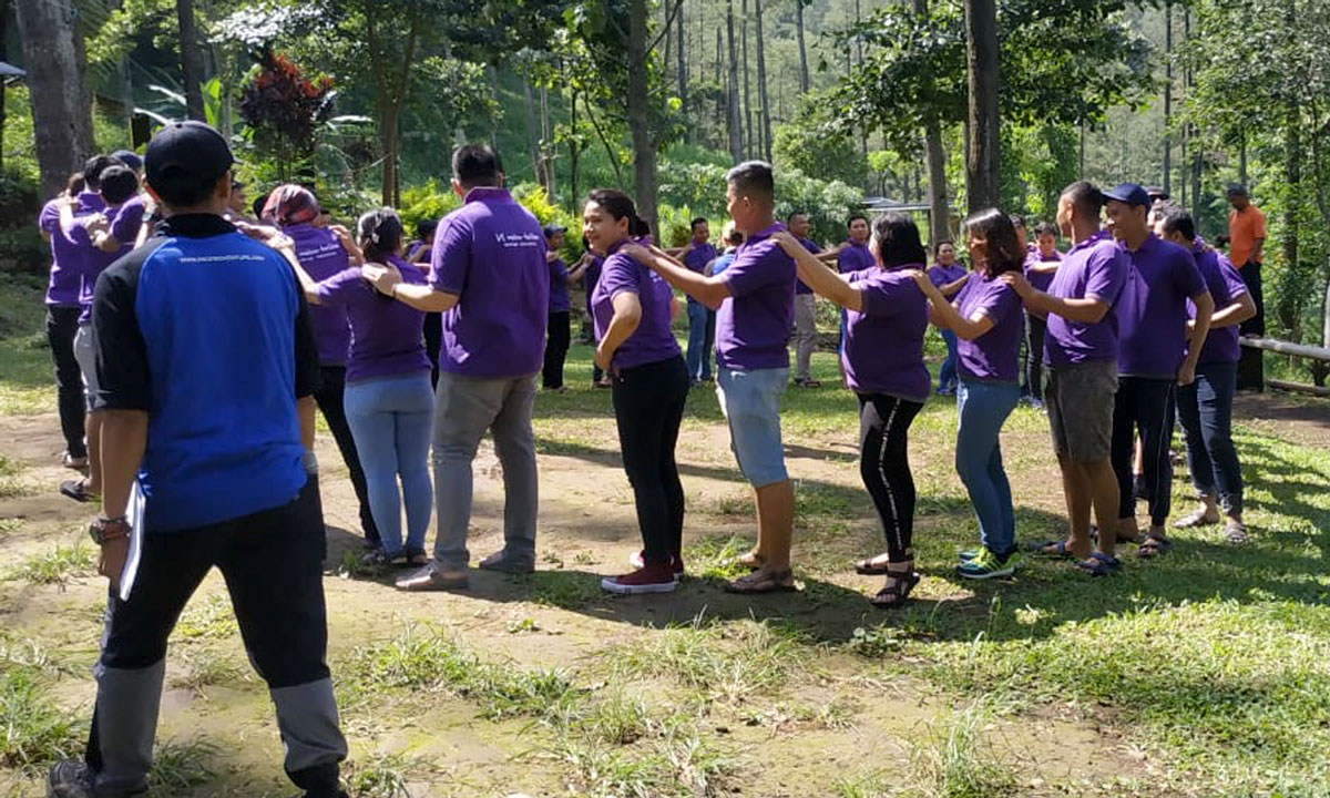 Outbound Fun Motivasi Pacet outbound-swis-belinn-manyar-outbound-di-tos-adventure-pacet-mojokerto-jawa-timur-indonesia