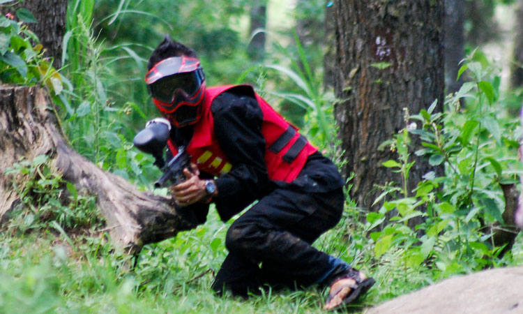 Outbound Fun Motivasi Pacet PAINTBALL-ADALAH-SIMULASI-PEPERANGAN-YANG-MEMBUTUHKAN-KERJASAMA-TIM