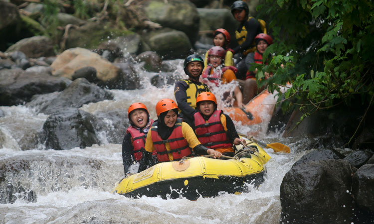 Matahari-sidoarjo-department-store-rafting-dan-arung-jeram-di-pacet-mojokerto-2.