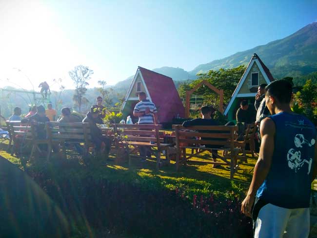 glamor-camping-di-pacet.jpg