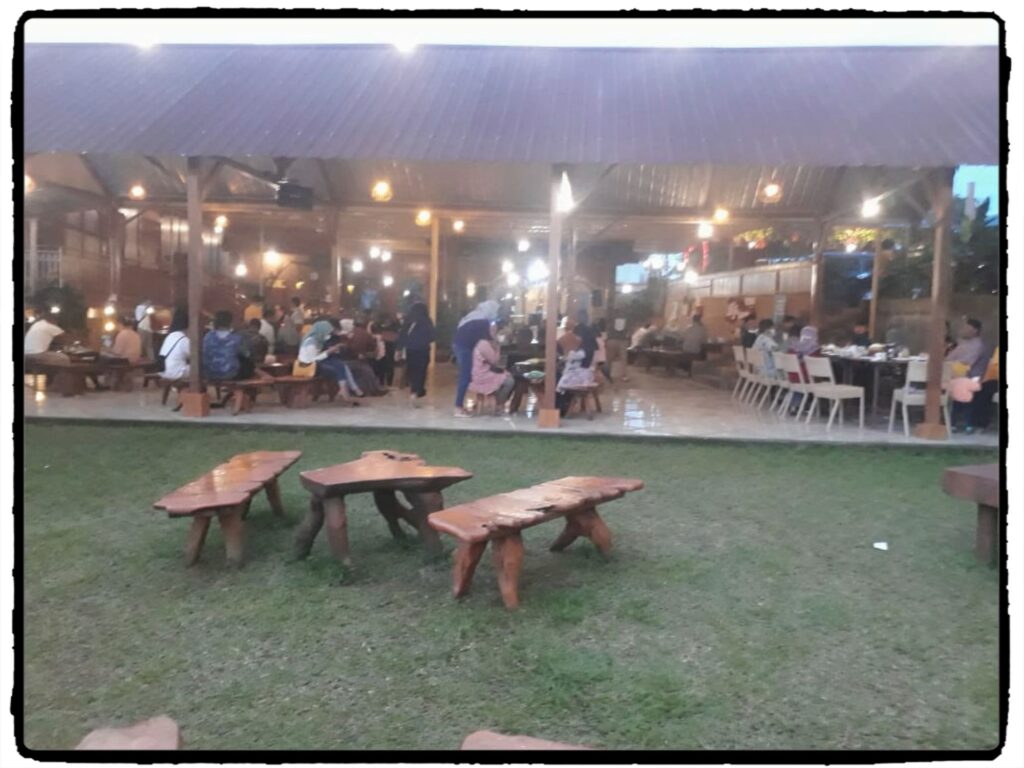 Ngabuburit-di-selotapak-trawas5