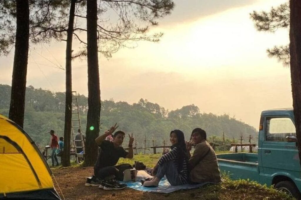 Camp Ground untuk Campervan