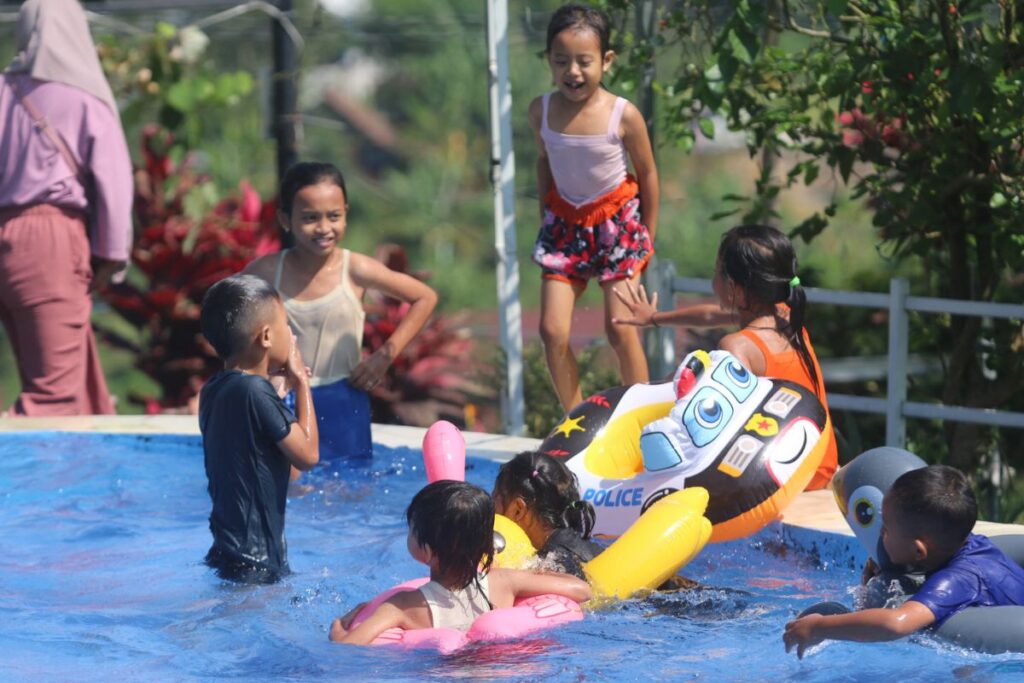 Outbound Anak Mojokerto di Taman Kelinci pacet