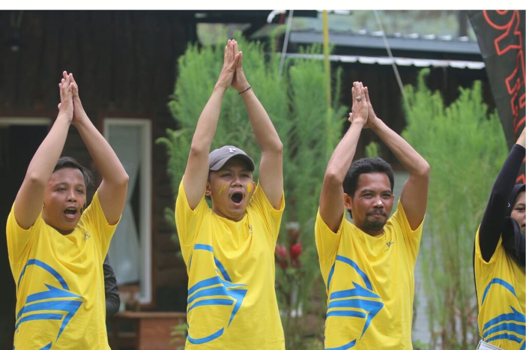 Outbound team building mojokerto