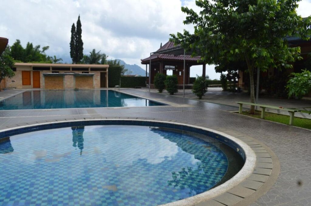 Paket Outbound Spesial di Hotel Arayanna Trawas Mojokerto